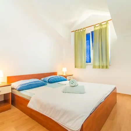 Apartments Stablinac Vodice Guest house 3*