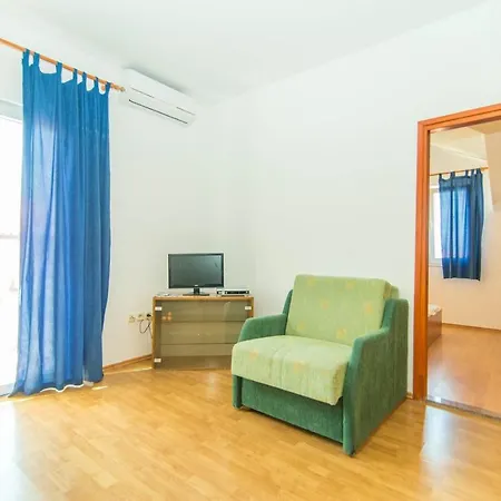 Guest house Apartments Stablinac Vodice