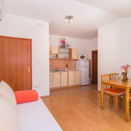 Guest house Apartments Stablinac Vodice Vodice